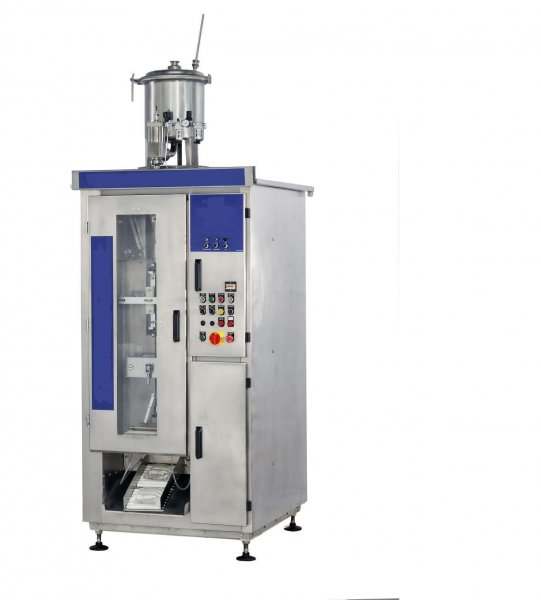Plastic pouch filling machine